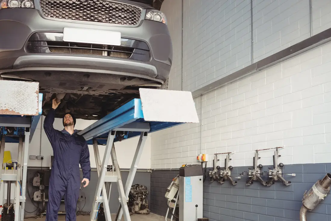 Hybrid A/C Recharge (Non-Conductive POE) at Triton Hybrid Battery Repair in Lorton, VA